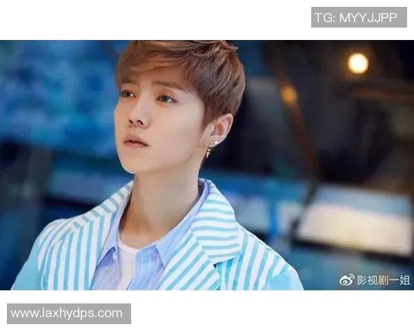 韩国热搜足球明星盘点他们的精彩瞬间与职业生涯成就